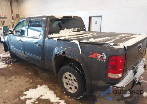 2010 GMC Sierra 1500 Sle из США, поврежденный, VIN 3GTRKVE34AG131785